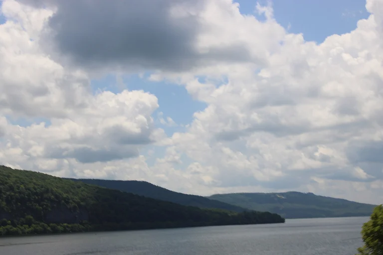 Guntersville Lake below Brindlee Mountain in Marshall County, Alabama — the lake-and-farm ring around Arab that keeps rodent populations fed