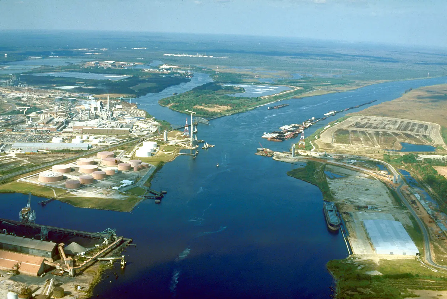 Aerial view of the Mobile River at Chickasaw Creek near Chickasaw, Alabama